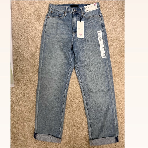 Uniqlo Women HIGH-RISE BOYFRIEND-FIT JEANS, NWT - Picture 1 of 5